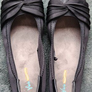Yuu Marcel Black Comfortable Flat Shoes Size 8M